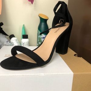 Black heels size 10